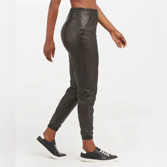 💐Spanx 20283 Black Leather-Like Jogger - Picture 3 of 4